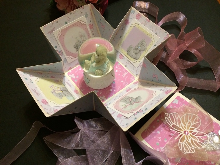 Три подарочные коробочки