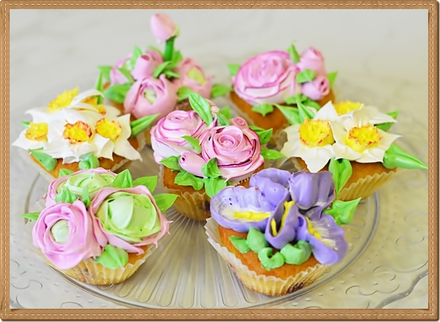 Фотоотчет с курсов по кремовому декору:)