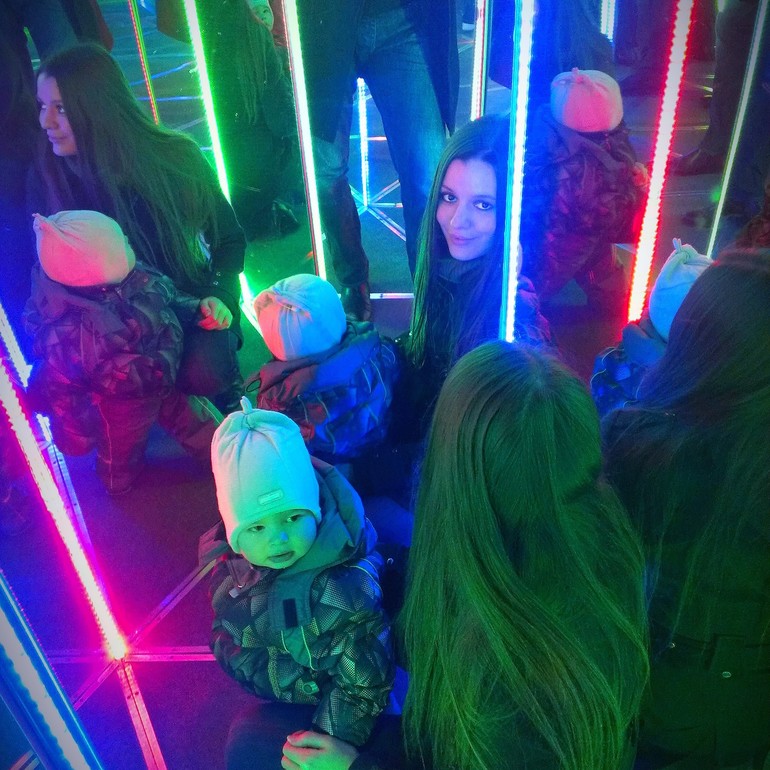 Зеркальный лабиринт и Крамбамбуля