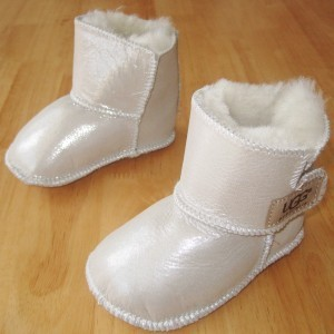 НАТУРАЛЬНЫЕ УГГИ ДЛЯ МАЛЫШЕЙ