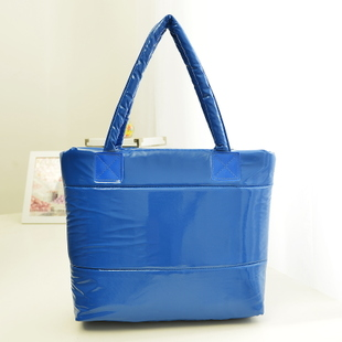 Зимние сумки со скидками от 1900 тенге