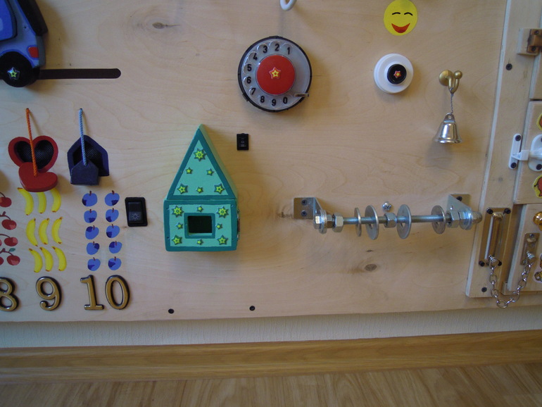 Развивающий пульт.