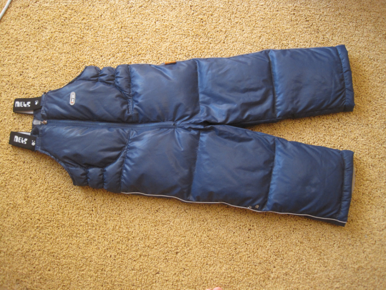 ПРОДАМ раздельный зимний пуховик для мальчика Nels р 110