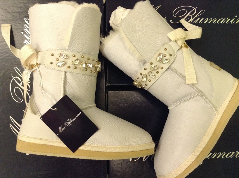 Miss BLUMARINE . Оригинал . 30,31,34,39 размеры . В наличии . Почта