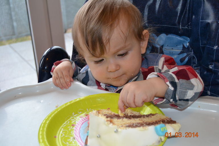 Та-дааааам! Наше годовасие!