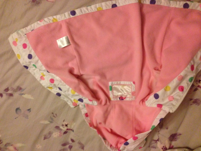 Продаю ветровку mothercare p. 80 и платье за 1000 руб.
