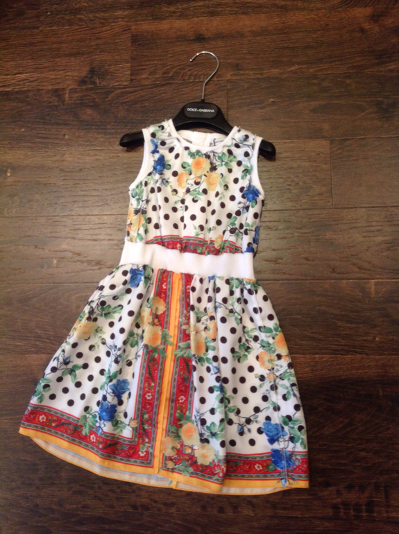 Dolce & Gabbana; размер 6 почта