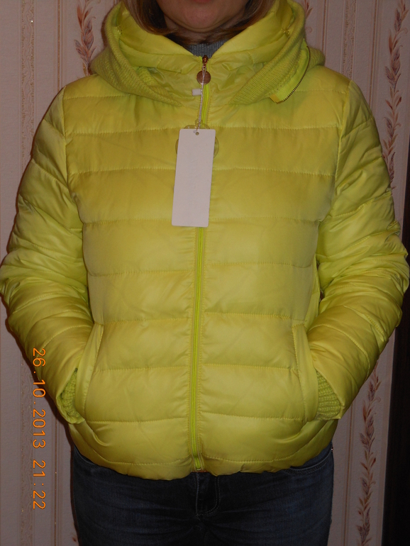 Оригинальная куртка в 4 цветах.