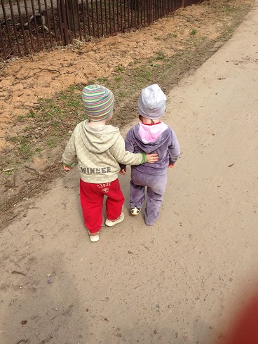 Растет доченька:)