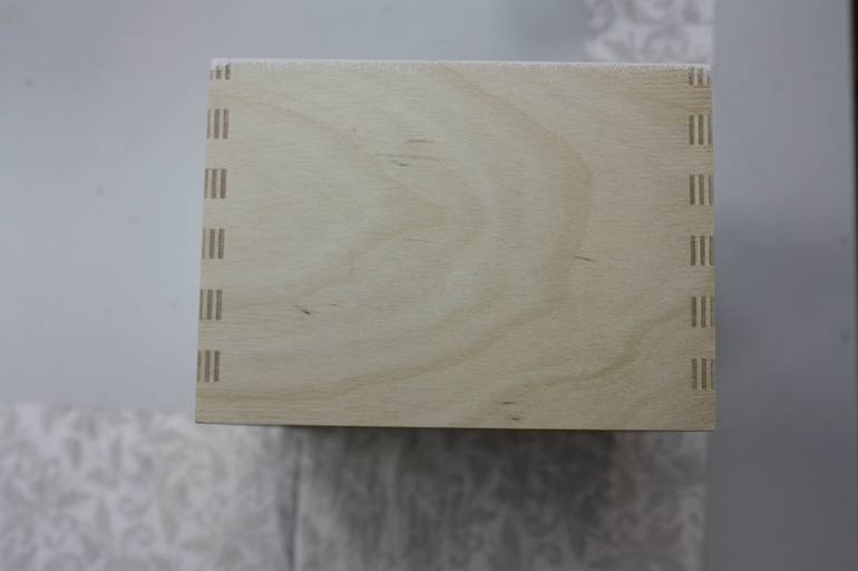 Приступила к заказу на мини-комодик. Серия 7