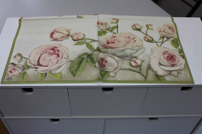 Приступила к заказу на мини-комодик. Серия 4