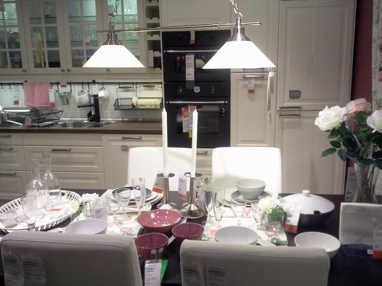 Интерьеры с экспозиций.