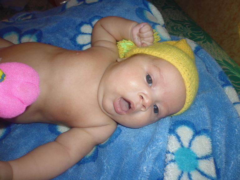 Колёсику сегодня исполнилось 2 месяца)