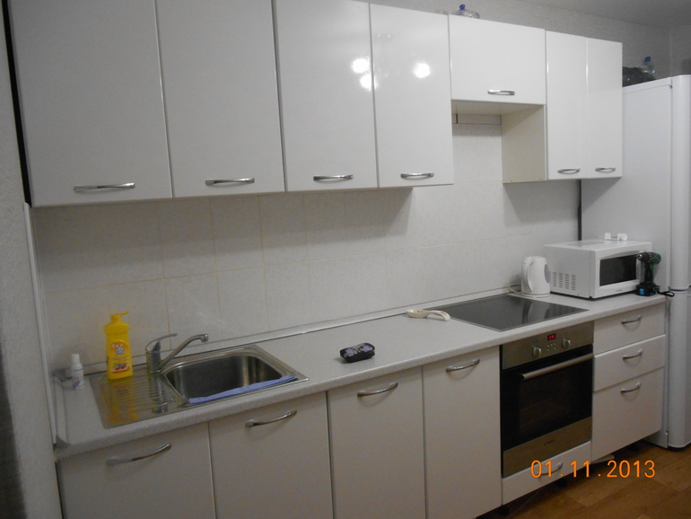 про шторы и пустую стену