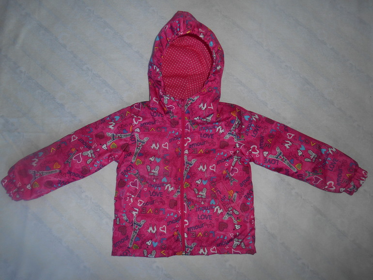 Ещё одна курточка дочке .