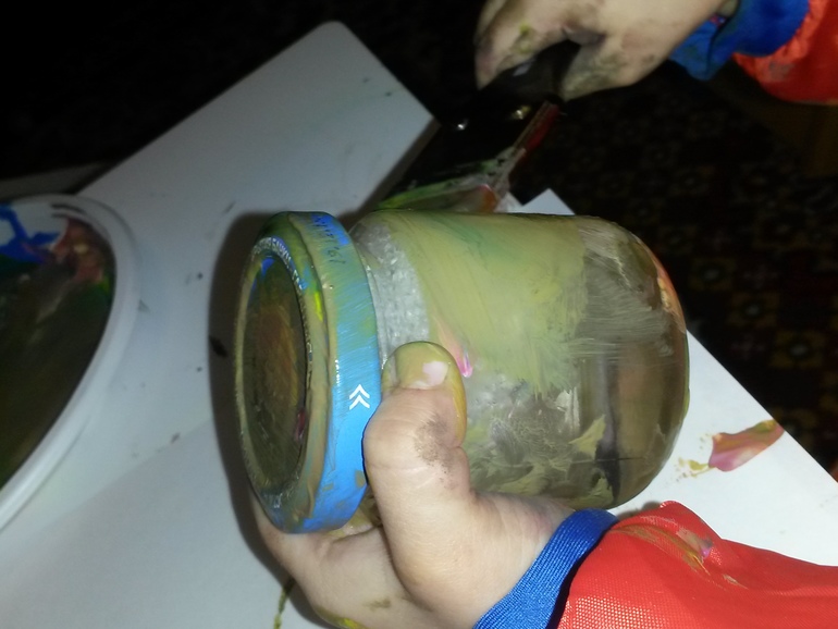 Рисование ватными палочками и банками из-под пюрешек))