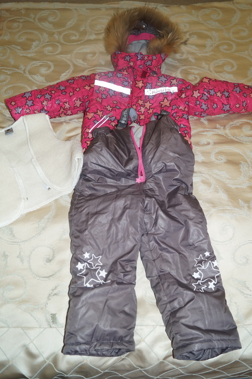 верхняя одежда на девочку 98- 104