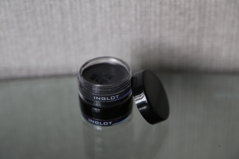 Очередной обзор косметики ))) много фоток, так что прошу под кат