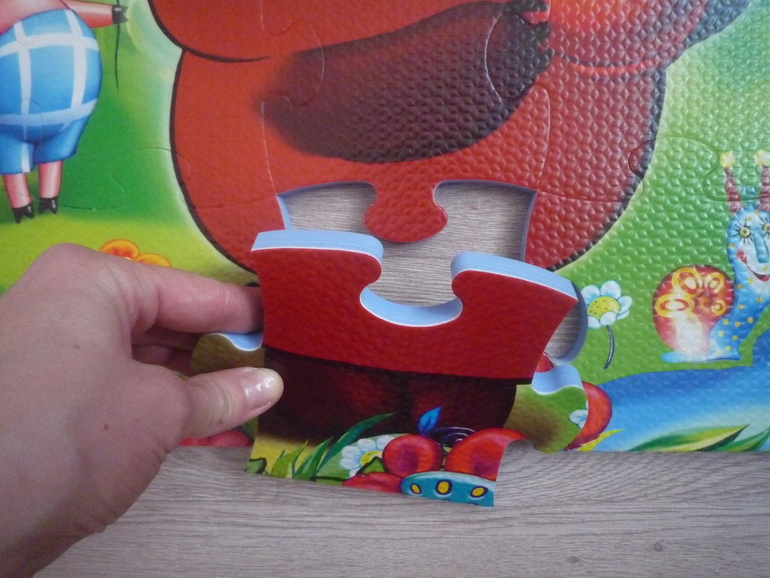 Наши игрушки от года и восьми весяцев и до....