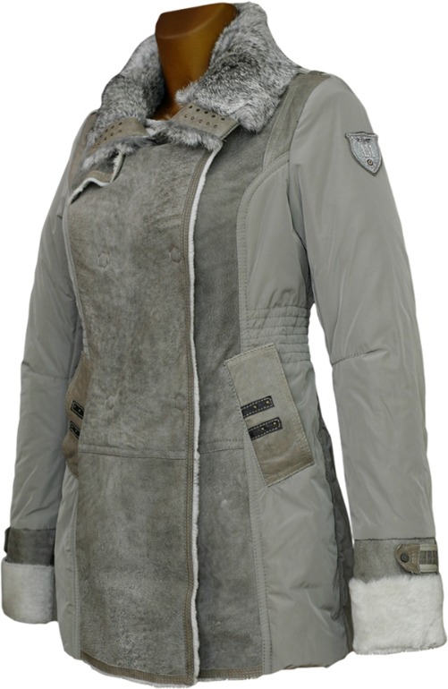 Выбор женской верхней одежды в интернет-магазине EGOISTE