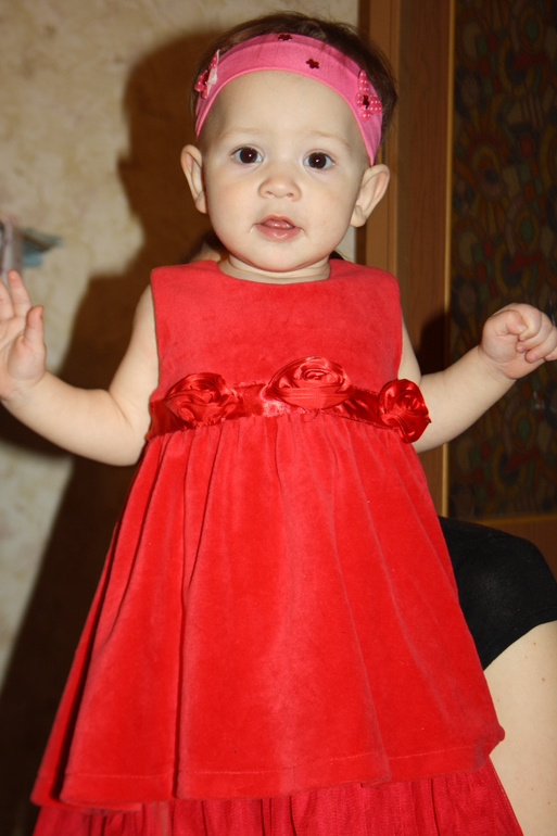 9 месяцев и первый долгожданный зубик!)))