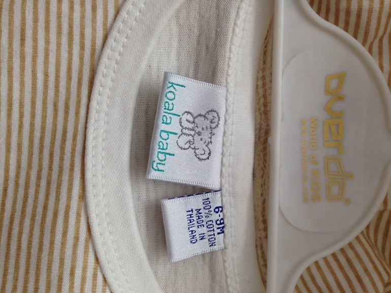 Новый костюм 6-9 мес. 600 руб