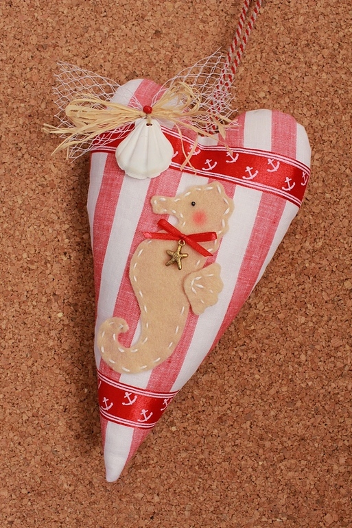 Декор в морском стиле для детской комнаты.