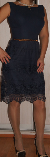 Пристрою красивое платье,48 размер