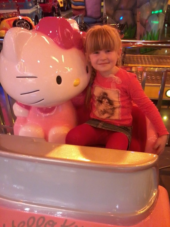 Девочки мои))