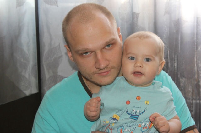 Сын с папой))