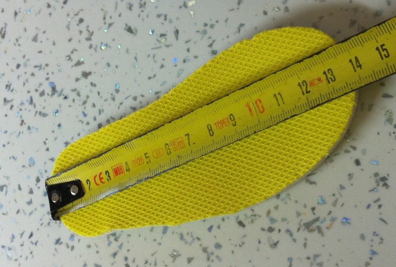 Cпортивные кроссовки от Картерс