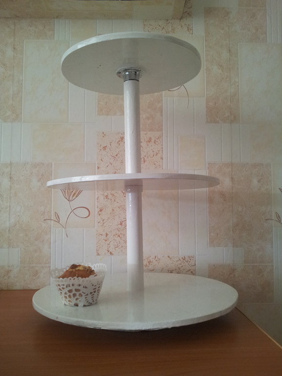 Крашенная подставка...