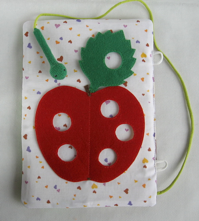 Развивающая книжечка.