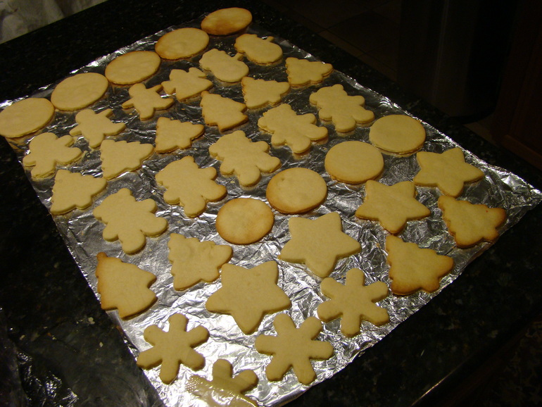 Сахарное печенье и пряничный домик.