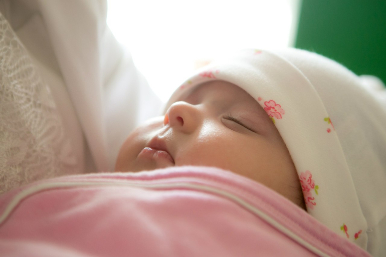 Девочки, кому интересна семейная фотосессия у замечательного фотографа!