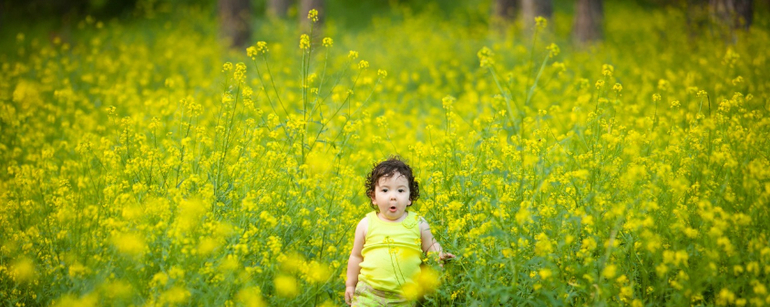 Девочки, кому интересна семейная фотосессия у замечательного фотографа!