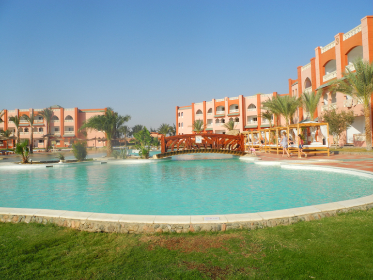 Beach Albatros Garden