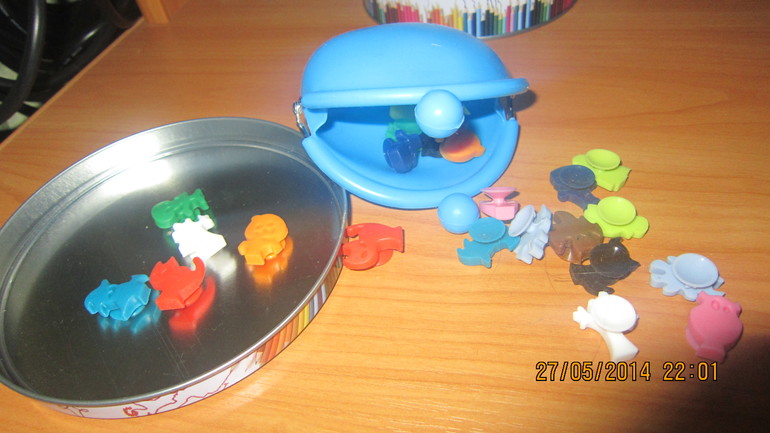 Набор из фикс прайс для игр с ребенком.