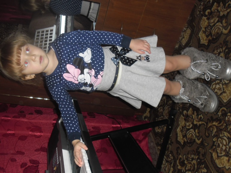 ad795d96d8544deb02c4afc69daf3705.jpg