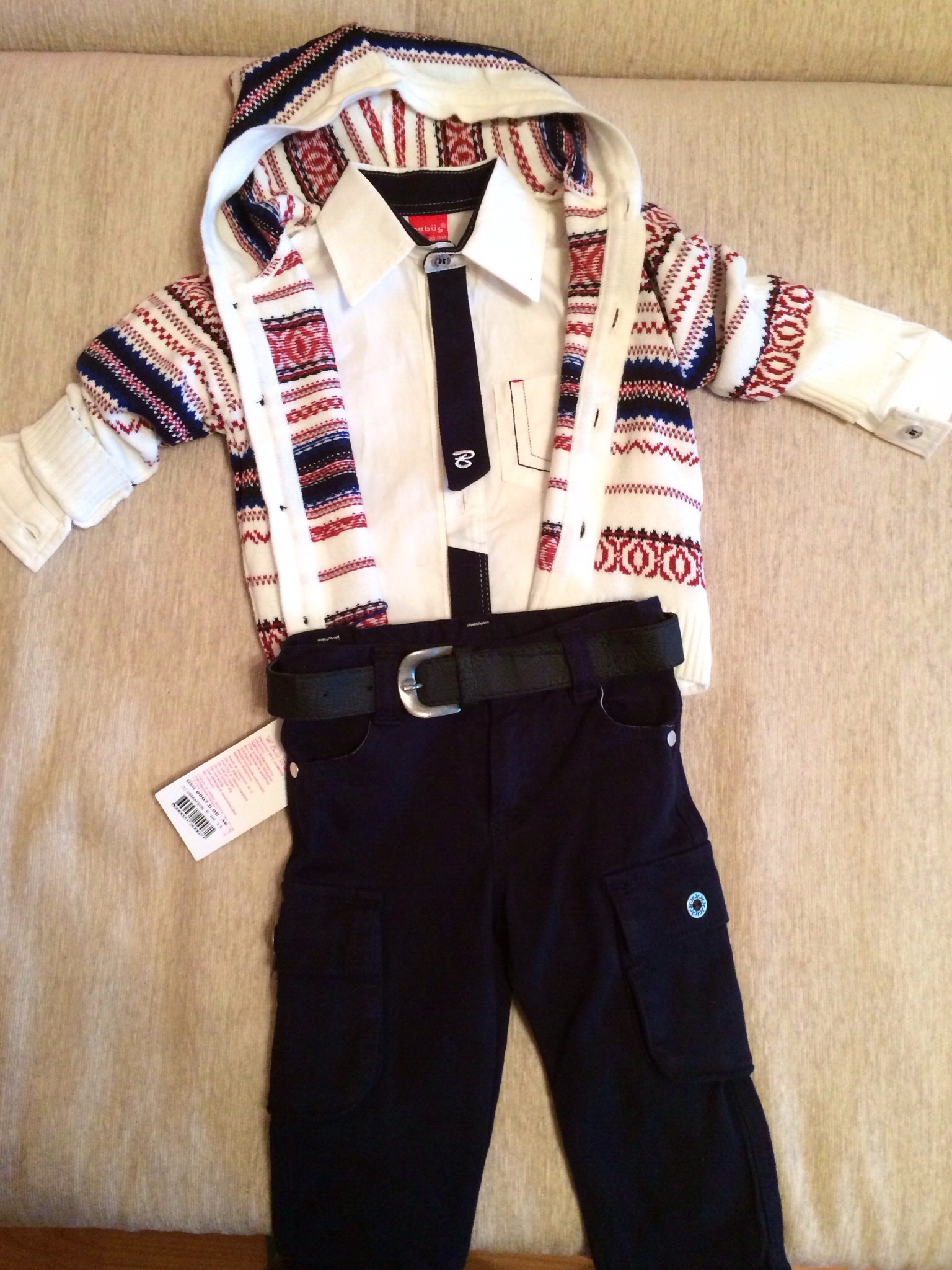 Небольшой хваст одежды для мальчика