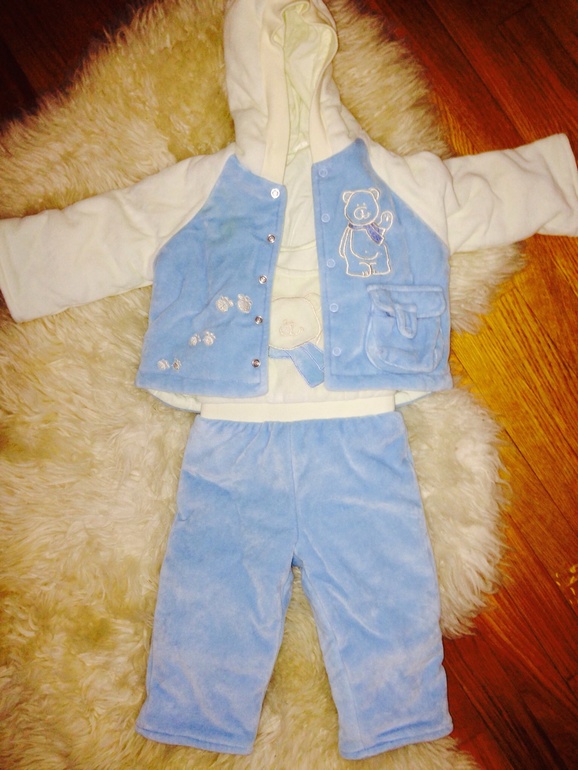 Костюм на весну на р.74