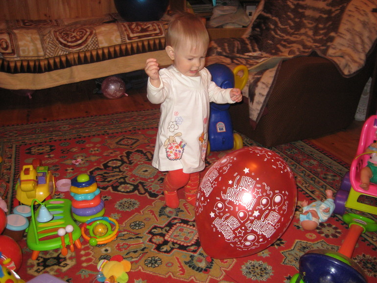 Запоздалый отчет о том, как мы отметили первый годик нашей любимой дочки Софии))))