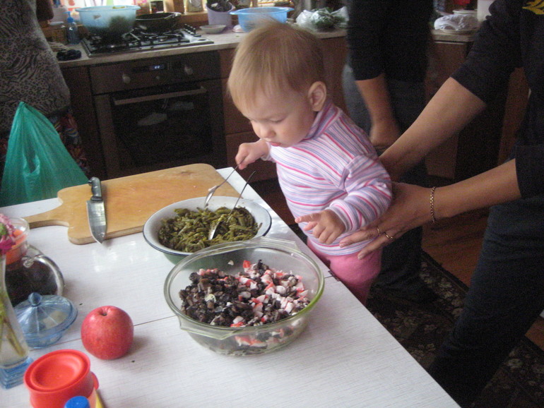 Запоздалый отчет о том, как мы отметили первый годик нашей любимой дочки Софии))))