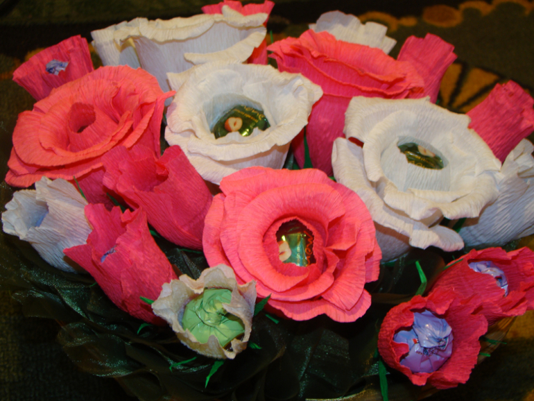 Корзинка роз!Первая попытка.