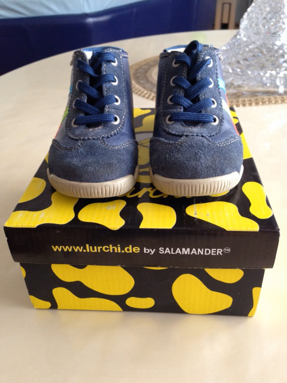 Кроссовки высокие Salamander в отличном состоянии - 21 размер 1000 р.