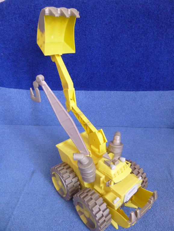И так встречайте Screaming Banshee Tractor Diecast Car Eating M2281 (Disney Pixar Cars 2)