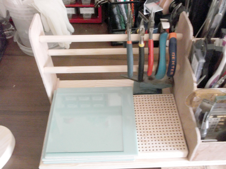 Подставка под инструменты