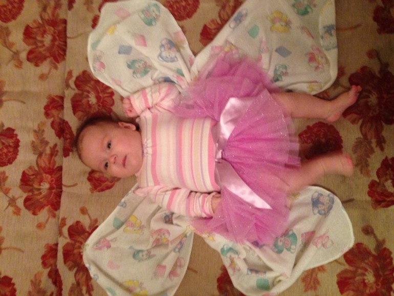 Моей доченьке 3 месяца)