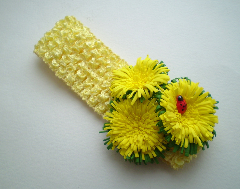 Шапочки с цветочками.