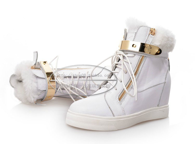 Giuseppe Zanotti зима